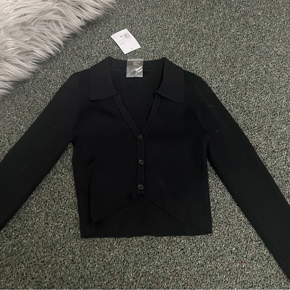 FOREVER 21 Black Ribbed Cropped Cardigan Collared Shirt Sweater Top Casual Sz M - Picture 7 of 10